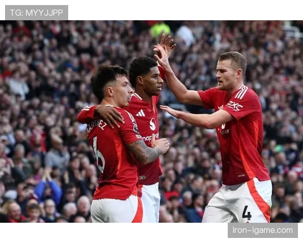 布伦特福德球迷集体发声,呼吁提升球场安全与服务质量 布伦特福德球迷集体发声,呼吁提升球场安全与服务质量