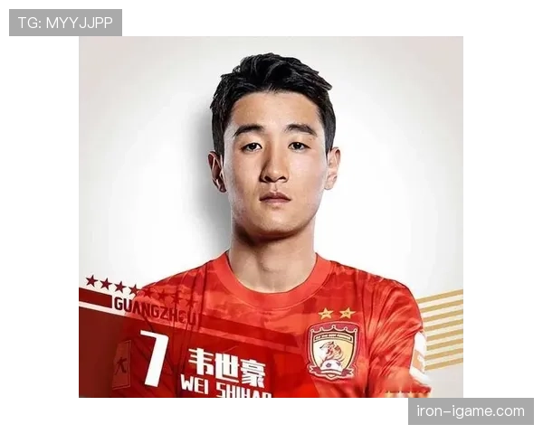 韦世豪又在场边摔水瓶了，这脾气到底图啥？